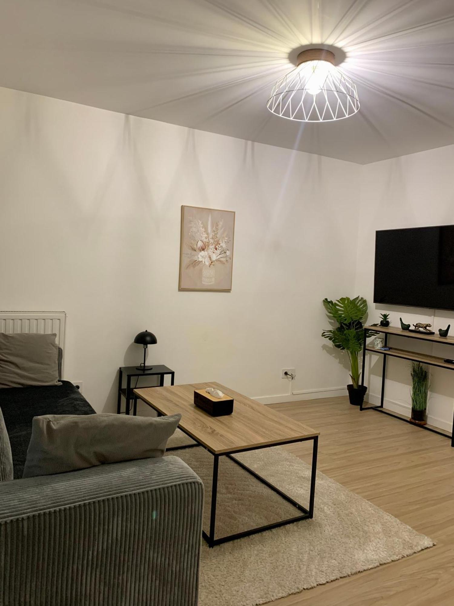 Chambre Privee Sdb Kitchenette Proche De Paris Saint-Ouen  Exterior photo